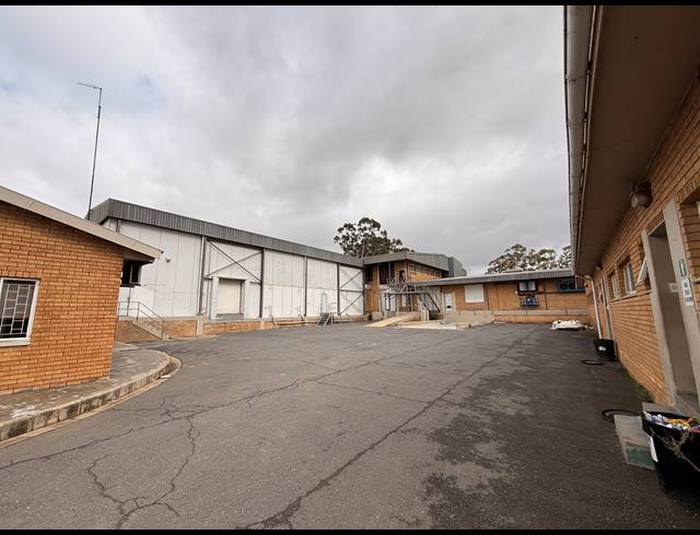 3,927M² WAREHOUSE FOR SALE IN MALMESBURY INDUSTRIA